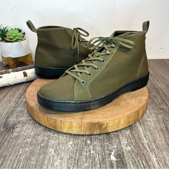 *Dr. Martens | Green Coburg Lace Up Boots Size fits like 10.5 W (marked 10M) - Picture 11 of 15